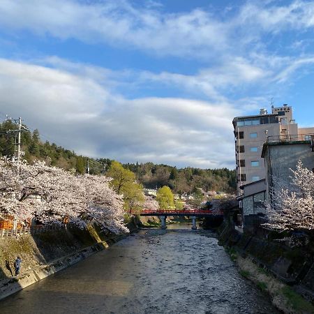 Hotel Takayama Ninja House Esterno foto
