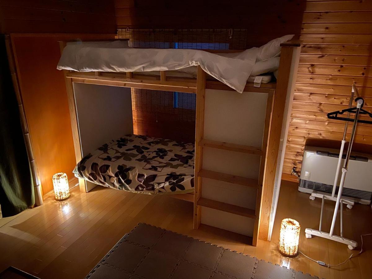 Hotel Takayama Ninja House Esterno foto