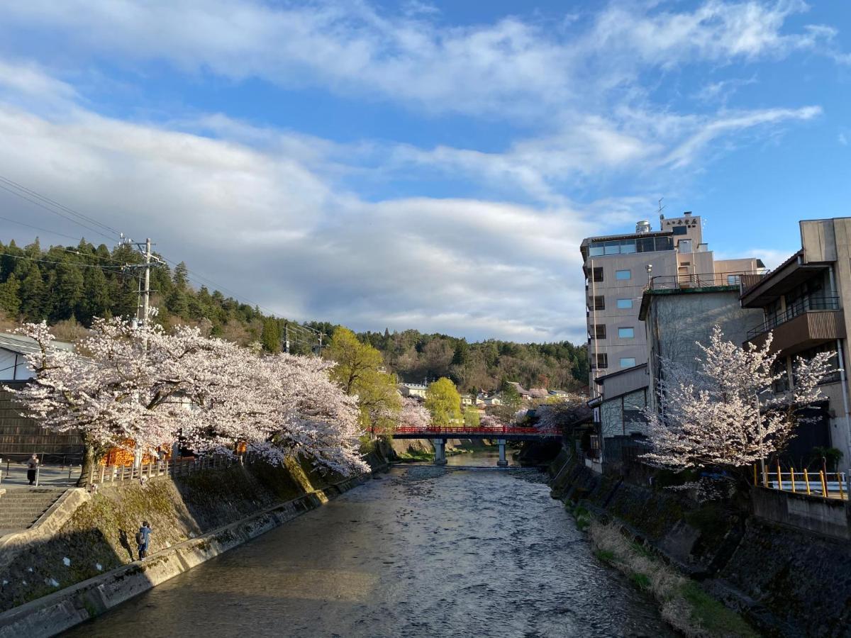 Hotel Takayama Ninja House Esterno foto