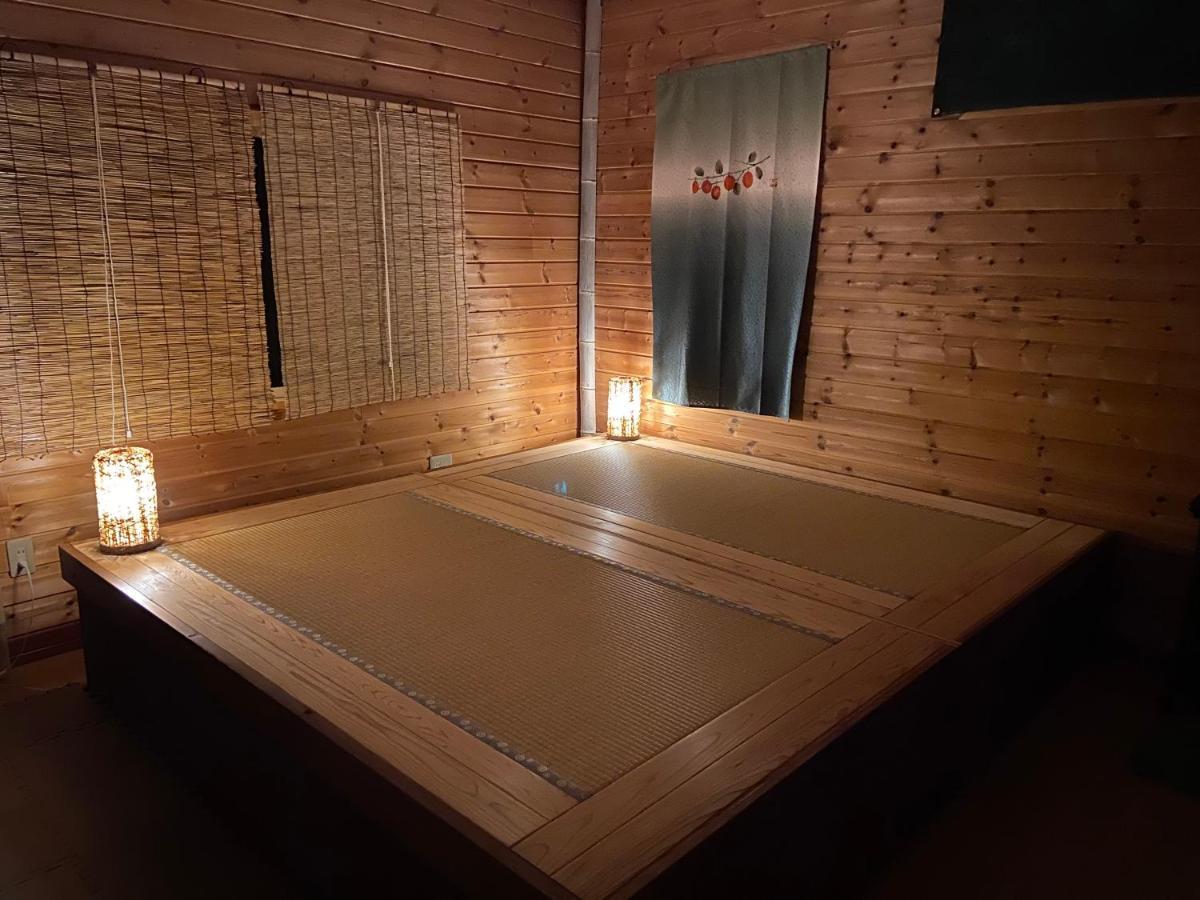 Hotel Takayama Ninja House Esterno foto