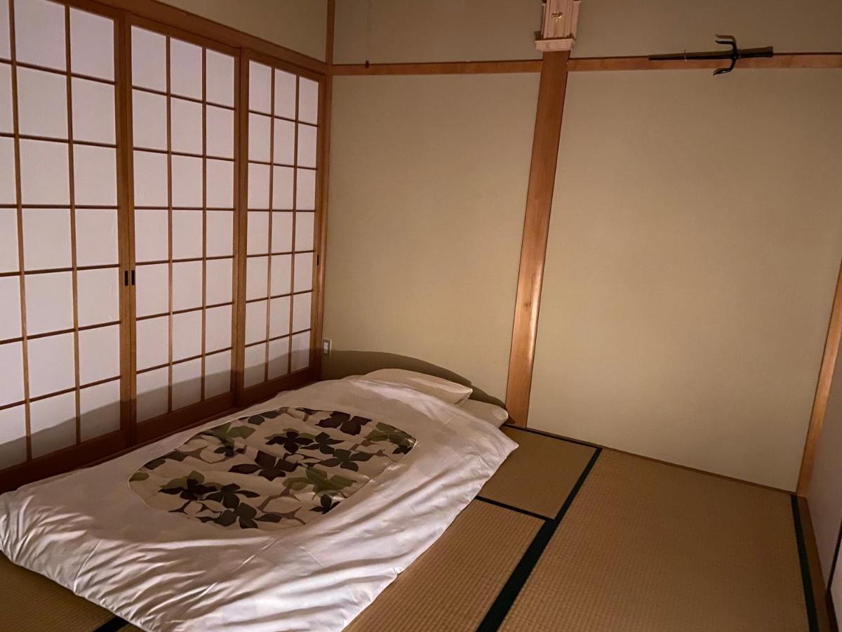 Hotel Takayama Ninja House Esterno foto